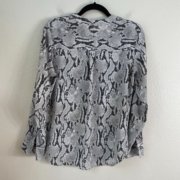 Express Womens Medium Snake Print Zip Front Blouse Roll Tab Sleeve Shirt - Picture 6 of 6